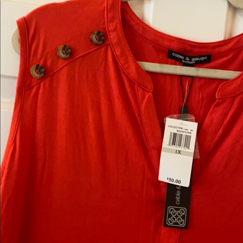 NWT CABLE & GAUGE tank top w/buttons on shoulders - Picture 2 of 4
